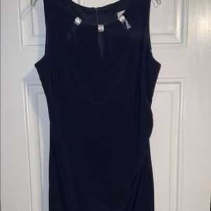 Never worn size 16 dress knee length